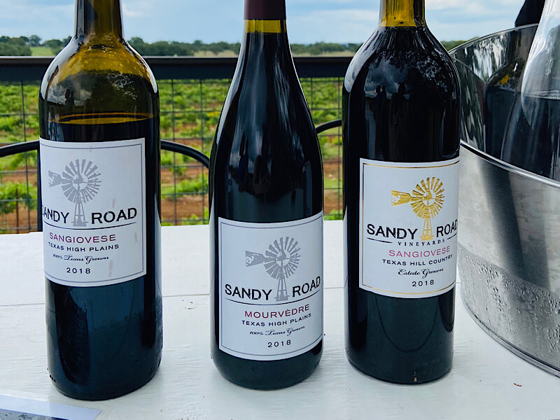 sandy_road_vineyards_cellar_rat_wine_tours_venue_bottles