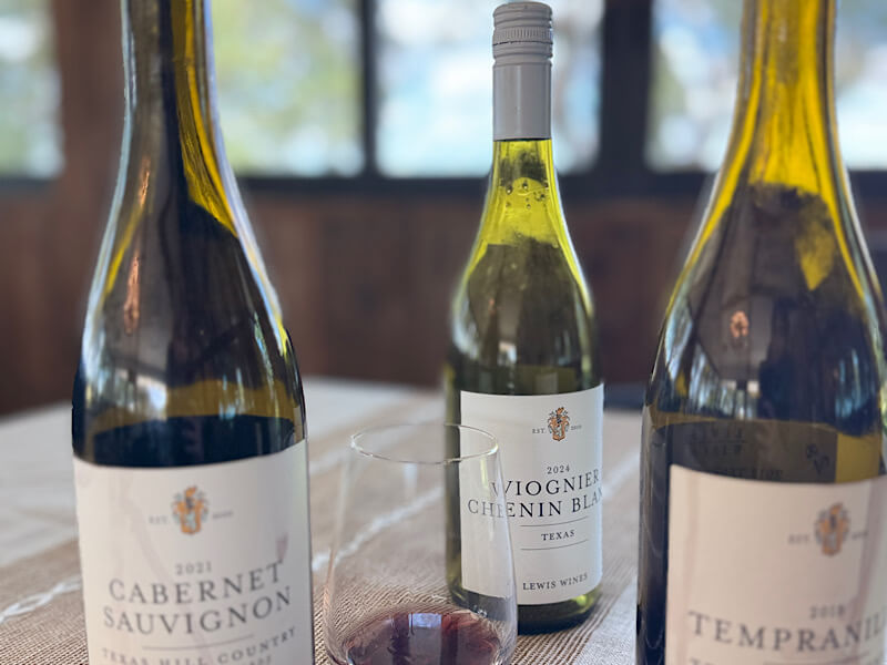 cellar-rat-wine-tours_venues_lewis-wines_indoor-tasting